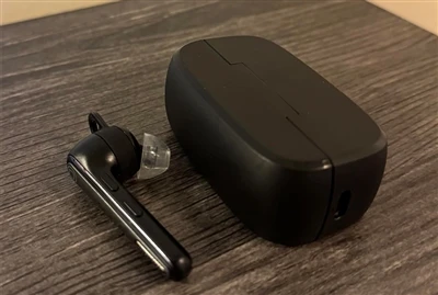 Nieuwe Bee M52 Bluetooth-headset uitpakken